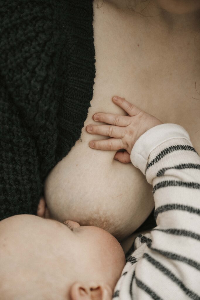 séance photo allaitement studio photo grenoble studio semit